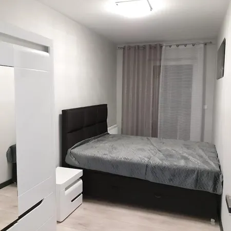 Skarbowa 1& Parking Apartment *
